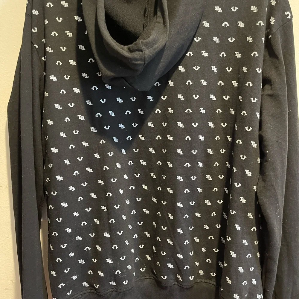 True Religion Men’s printed Hoodie size Large